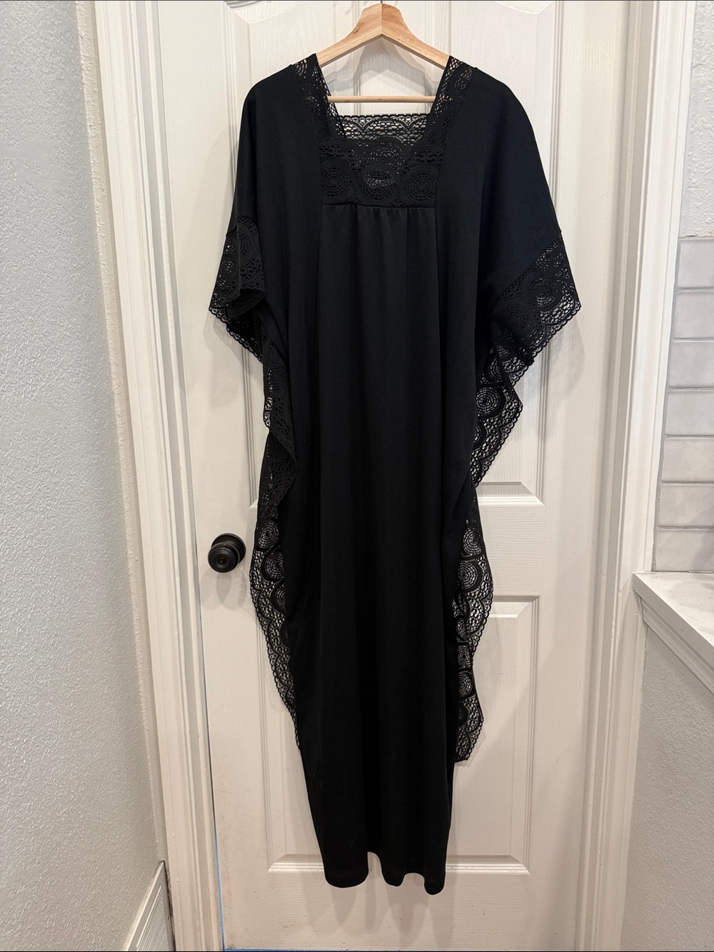Vintage sears black lace trim kaftan maxi dress